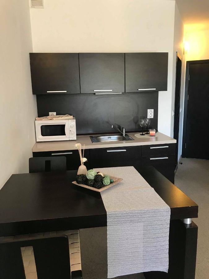 Sunny Apartment Relax & Spa 부르가스 외부 사진