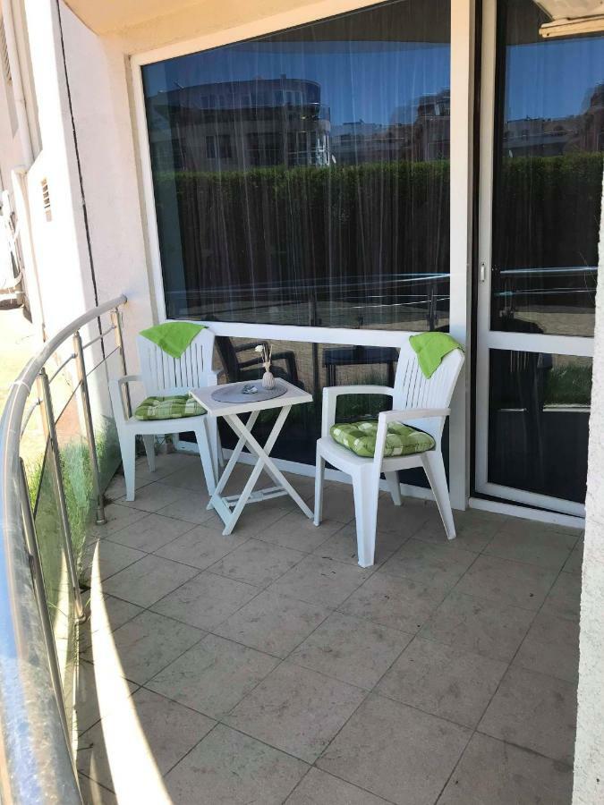 Sunny Apartment Relax & Spa 부르가스 외부 사진
